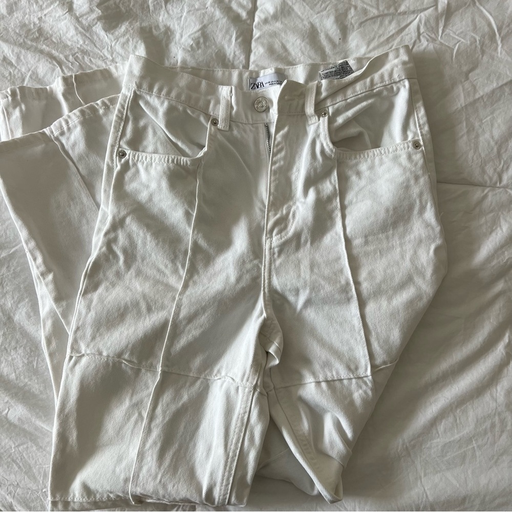 High waisted straight leg Zara jeans with detailing